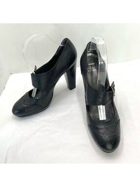 Stuart Weitzman Wing Tip Paltform Pump Black Leather Women’s 9 Vintage Inspired